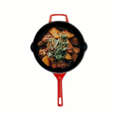 Ο μη σμαλτωμένος ραβδί χυτοσίδηρος Skillet τσιγαρίζει το τηγάνι με τις λαβές
