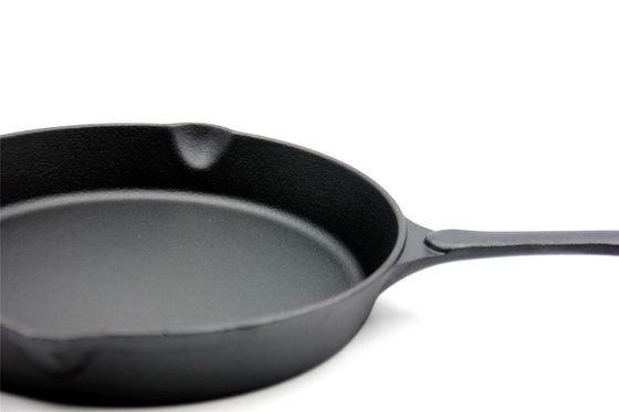 6,3 ίντσα καρύκεψε προ το χυτοσίδηρο Skillet για το υπαίθριο μαγείρεμα
