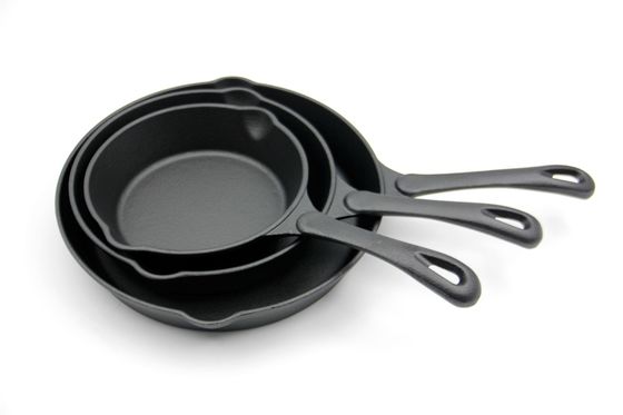 6,3 ίντσα καρύκεψε προ το χυτοσίδηρο Skillet για το υπαίθριο μαγείρεμα
