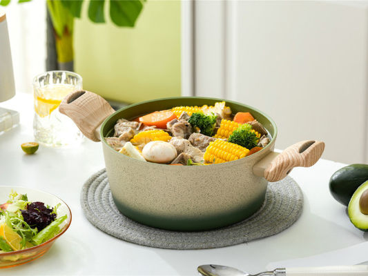 Casserole αργιλίου μη ραβδιών με το ενισχυμένο επίστρωμα και την αποσπάσιμη λαβή