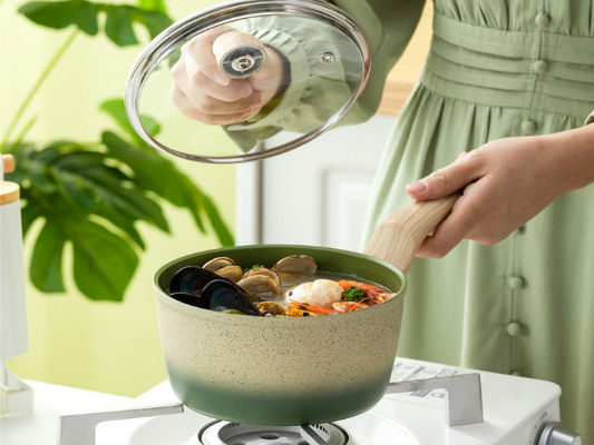 Casserole αργιλίου υψηλής επίδοσης παν μη ραβδί με τις ανθεκτικά στη θερμότητα λαβές και το καπάκι γυαλιού