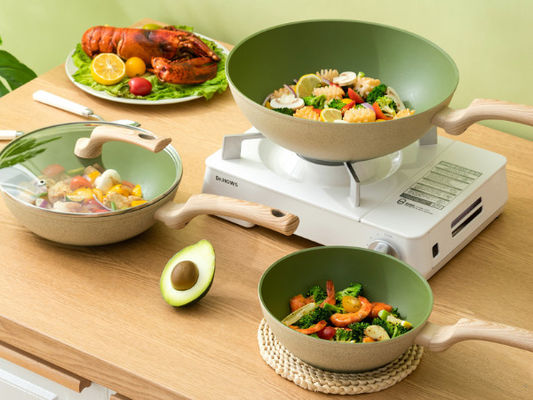 Υγιής μαγειρεύοντας μη το ραβδί Cookware καθορισμένο 4Piece με το επίστρωμα τιτανίου