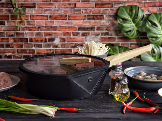 Υγιές μαγειρεύοντας παν μη ραβδί Skillet χυτοσιδήρου 10Inch με το επίστρωμα τιτανίου